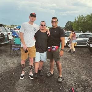 Meet your Posher, Cameron